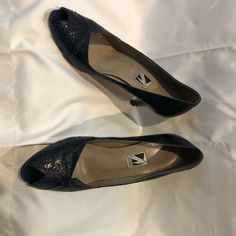 Vintage J Renee heels, size 7 1/2 peep toe
